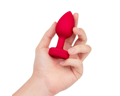 Заказать Красный анальный плаг с кристаллом-сердцем Vibrating Heart Shape Jewel Plug M-L