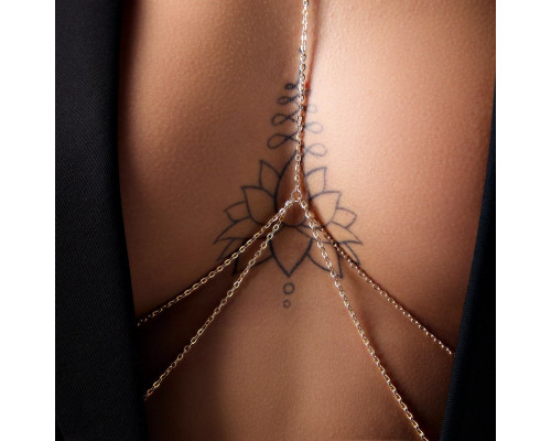 Заказать Оригинальная золотистая цепочка на грудь