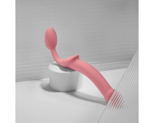 Розовый безремневой страпон Strap-on-me Semi-Realistic Bendable Strap-On size L