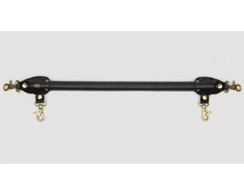 Заказать Черная распорка для ног Bound to You Faux Leather Spreader Bar - 50,8 см.