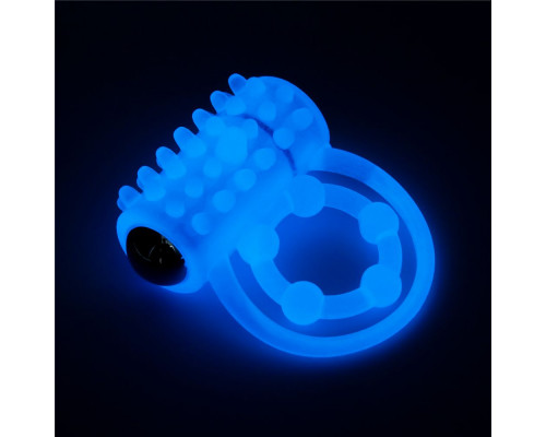 Заказать Голубое, светящееся в темноте виброкольцо Lumino Play Vibrating Penis Ring