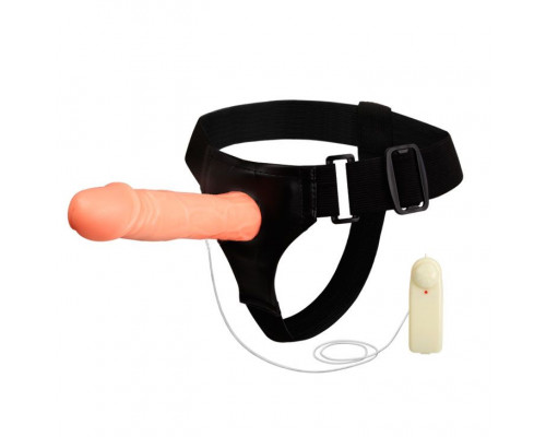 Страпон с полостью на трусиках, с вибрацией - 18 см.