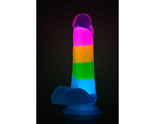 Яркий люминесцентный фаллоимитатор Rainbow Rave - 16,5 см.