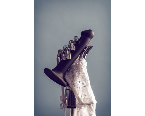 Заказать Черный фаллос на присоске Silicone Bendable Dildo M - 18 см.