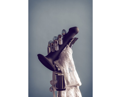 Черный фаллос на присоске Silicone Bendable Dildo S - 17 см.