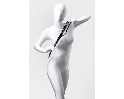 Черно-красный флоггер Anonymo - 45 см.