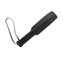 Чёрная кожаная шлепалка - 30 см.