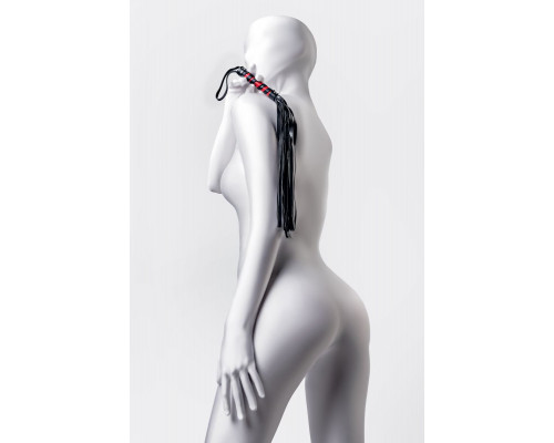 Черно-красный флоггер Anonymo - 45 см.