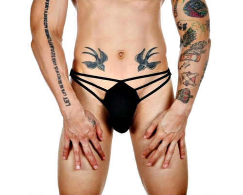 Заказать Черные сексуальные трусы-стринги на тонких бретелях