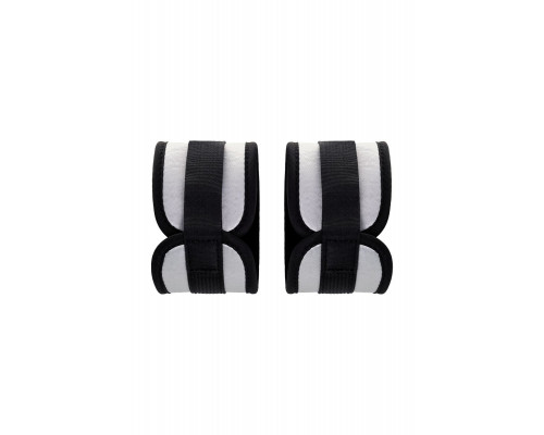 Серебристо-черные наручники Anonymo