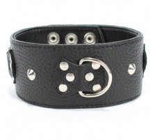 Черный кожаный ошейник с короткими шипами