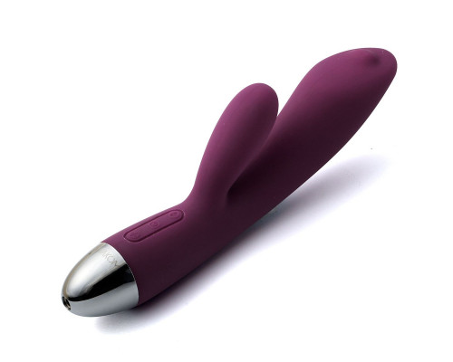 Фиолетовый вибратор Trysta с клиторальным отростком и движущимся шариком в кончике - 18,6 см.